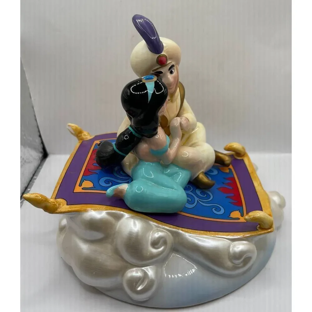 Walt Disney Schmid Aladdin Musical Figurine A Whole New‎ World WORKS